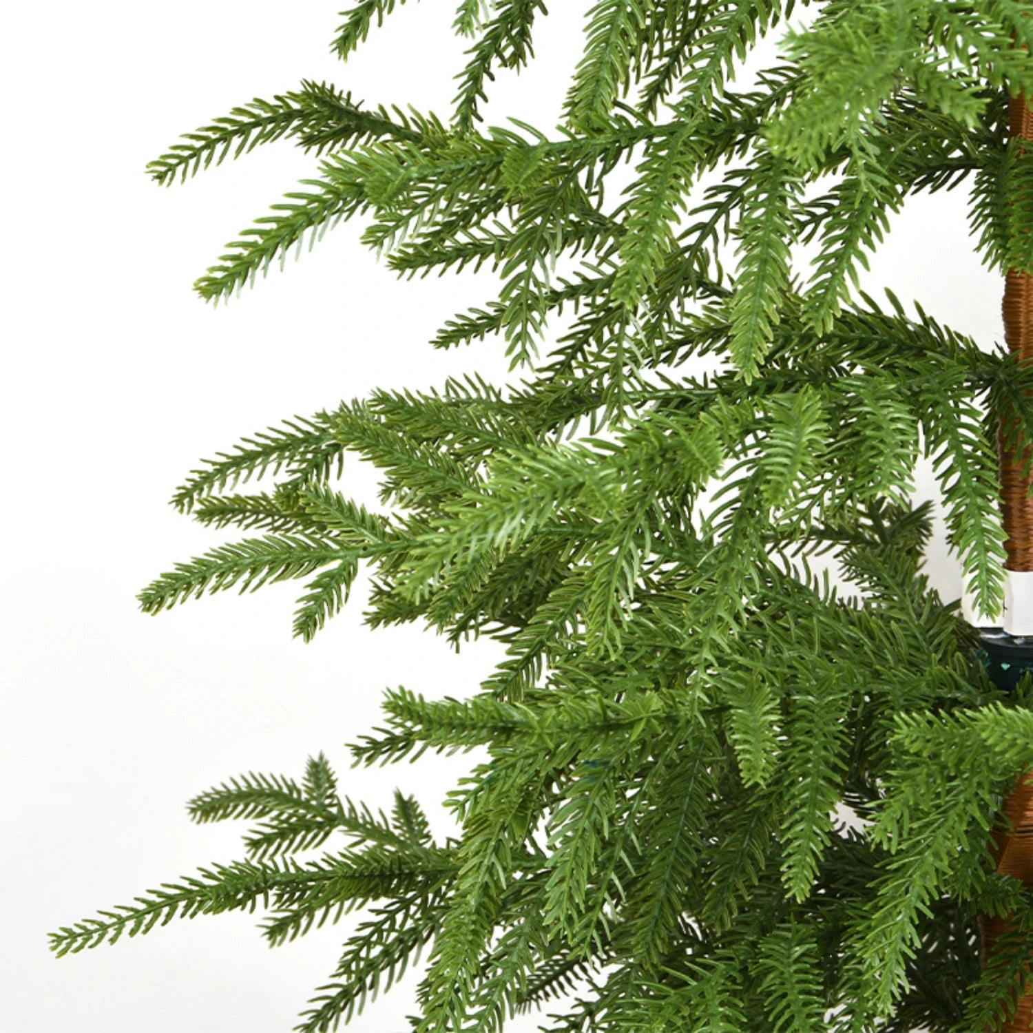 Artificial PE Christmas Tree Premium Pine Xmas Tree Realistic Holiday Party Decor for Home Office, Foldable Stand, Easy Assembly