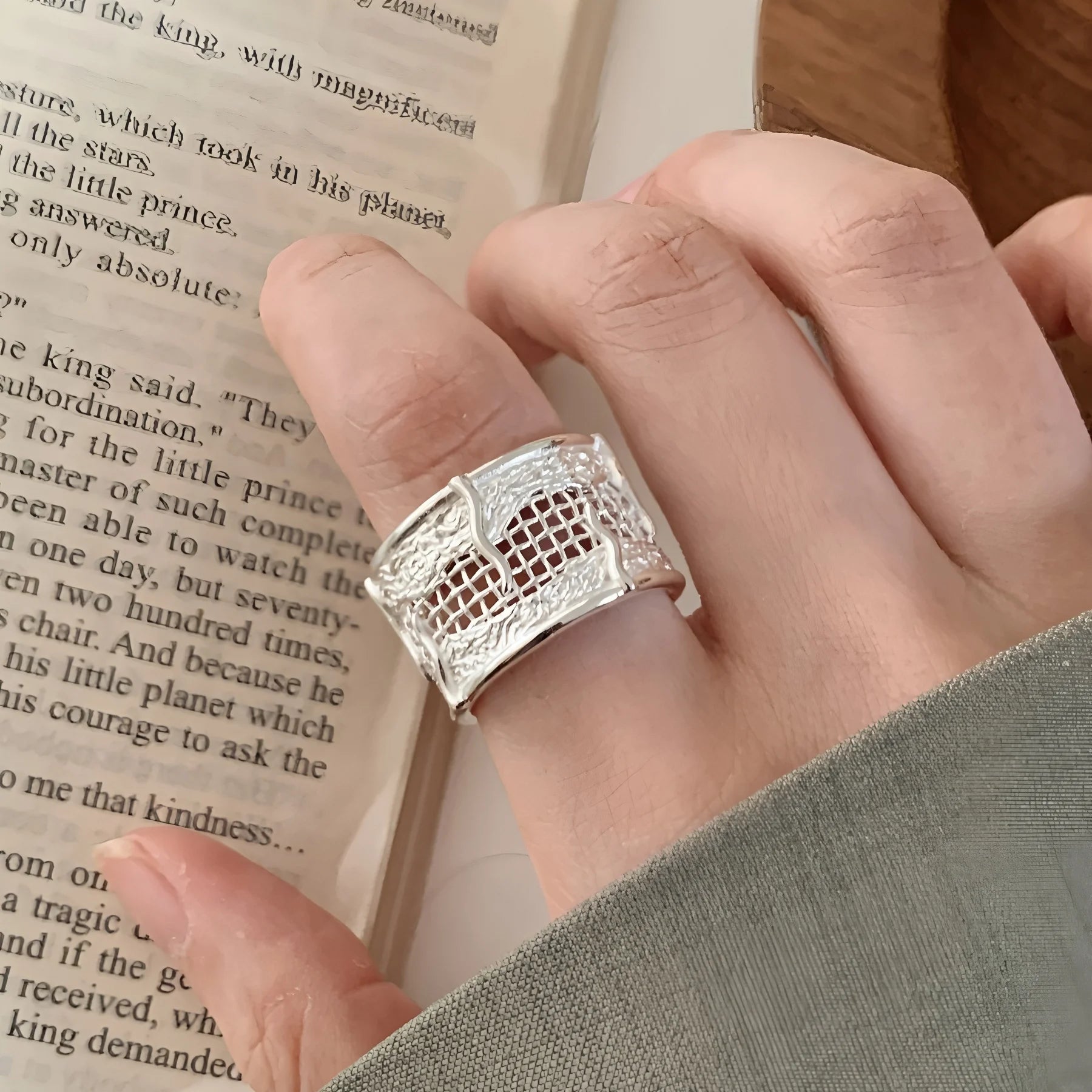 PANJBJ 925 Sterling Silver Geometry Crystal Ring For Women Ellipse Exaggerated Punk Water Drop Open Jewelry Gift Dropshipping