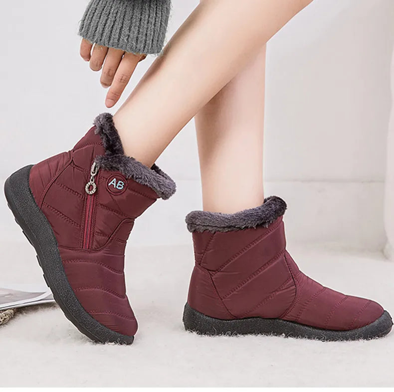 Women’s Waterproof Winter Ankle Boots – Fur-Lined Low Heels