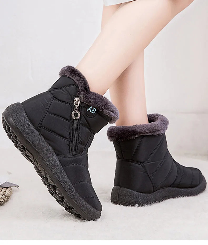 Women’s Waterproof Winter Ankle Boots – Fur-Lined Low Heels