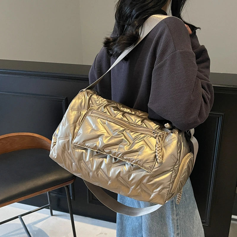 Women’s Large Travel Tote with Wet Dry Compartment