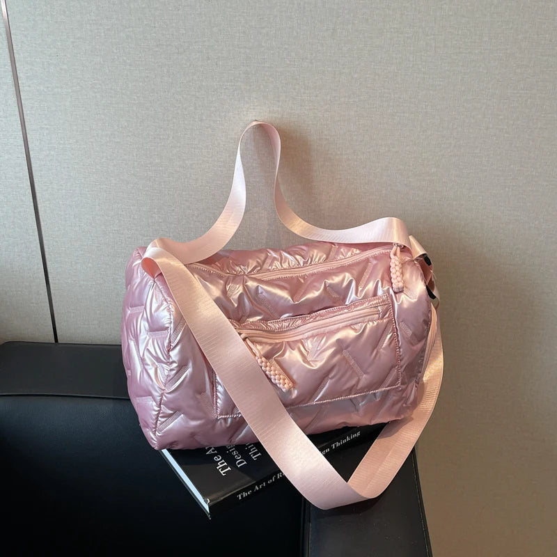 Women’s Large Travel Tote with Wet Dry Compartment