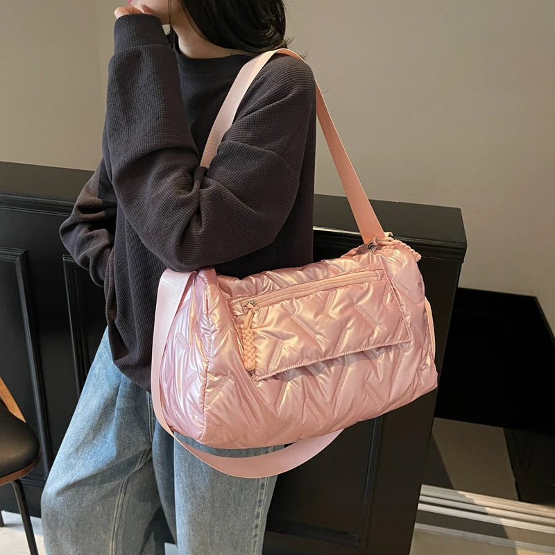 Women’s Large Travel Tote with Wet Dry Compartment