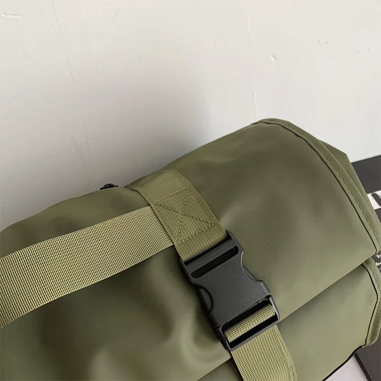 Luggage Bag - Adjustable, Large Capacity Travel Bag, Suitable for Weekend Travel and Leisure Outing, Zippered Closed