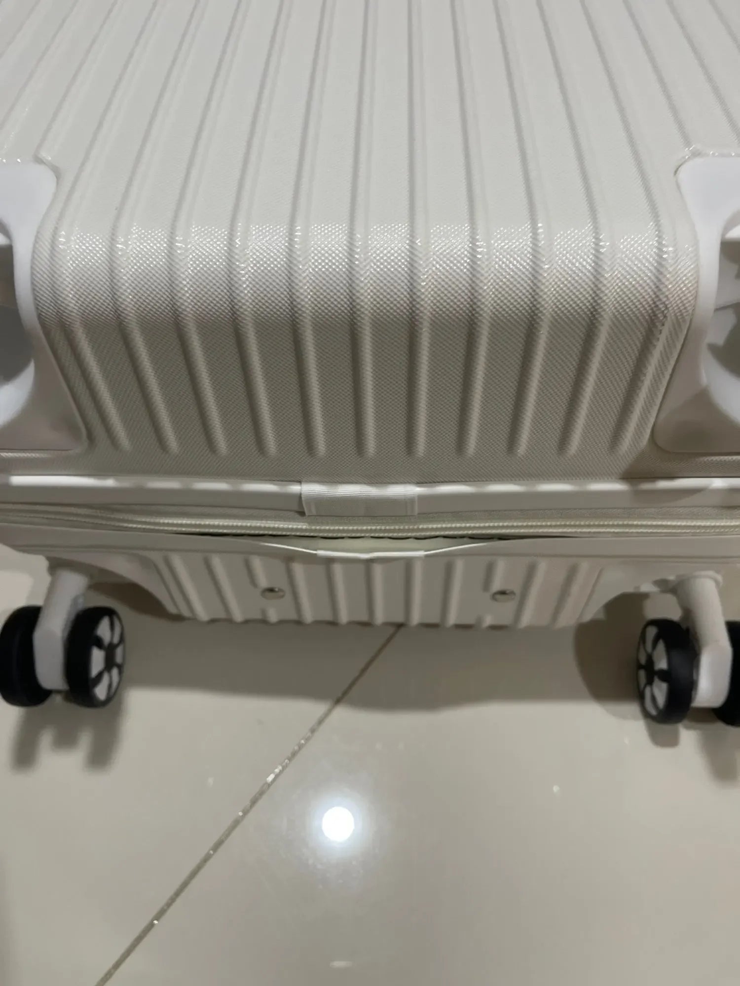 Aluminum Alloy Carry-On Luggage with Cup Holder Spinner Case