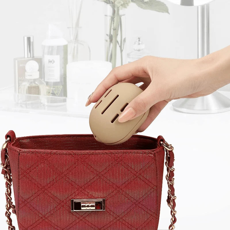 2pcs Cosmetic sponge holder, beauty mixer holder, travel cosmetic sponge storage box, silicone shatterproof cosmetic sponge box.