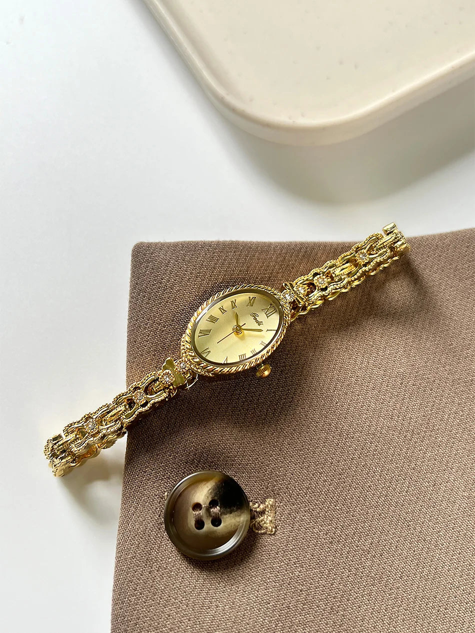 2025 NEW Vintage Silver Women's Watches GEDI Roman Numeral Display Oval Dial Woman's Quartz Wristwatch Clock Gift Accessories