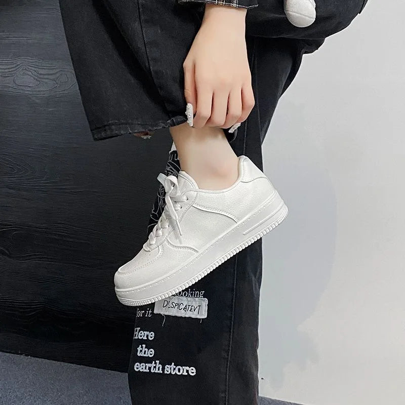 Women’s White Casual Sneakers Lightweight Flat Shoes