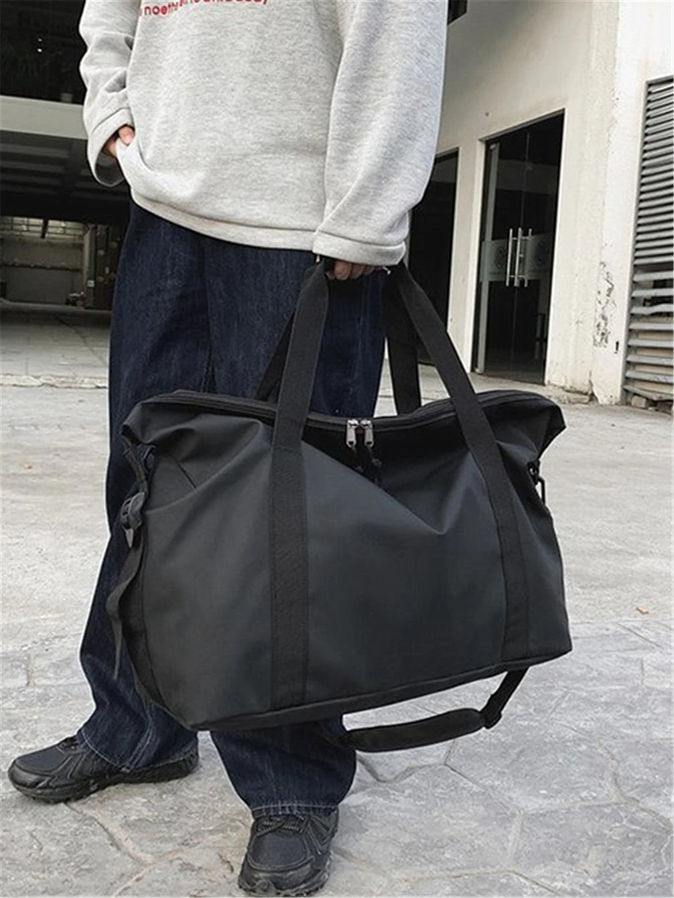 Large Capacity Lightweight Travel Sports Duffle Bag