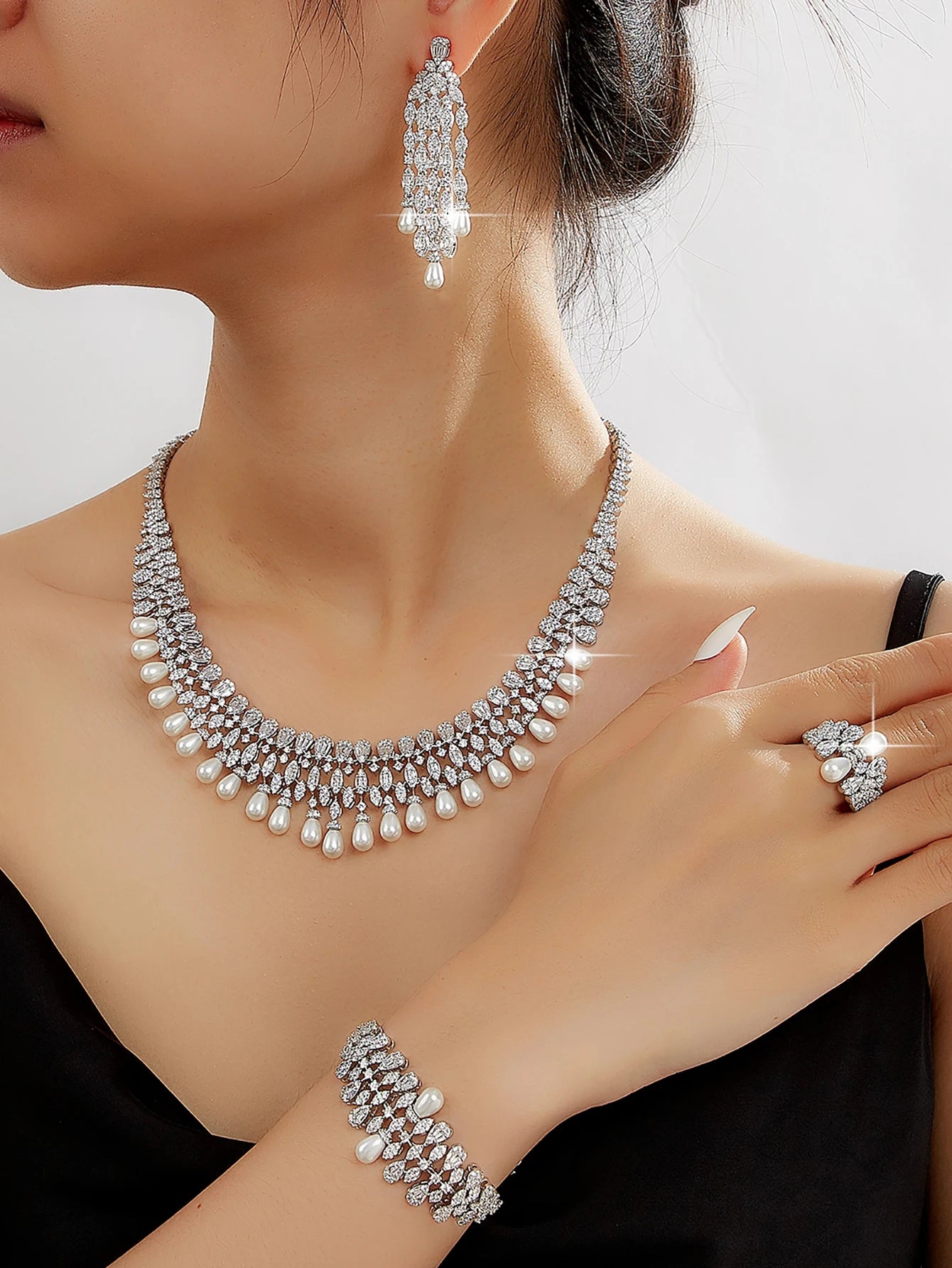 2025 New 4-piece Cubic Zirconia With Pealr Tassel African Blue Bridal Jewelry Set Dubai Necklace Set Women's Wedding Party