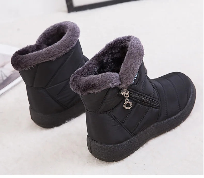Women’s Waterproof Winter Ankle Boots – Fur-Lined Low Heels