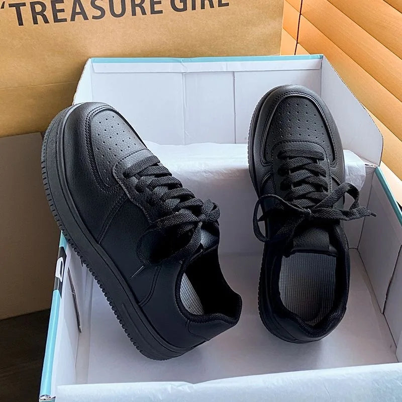 Women’s White Casual Sneakers Lightweight Flat Shoes