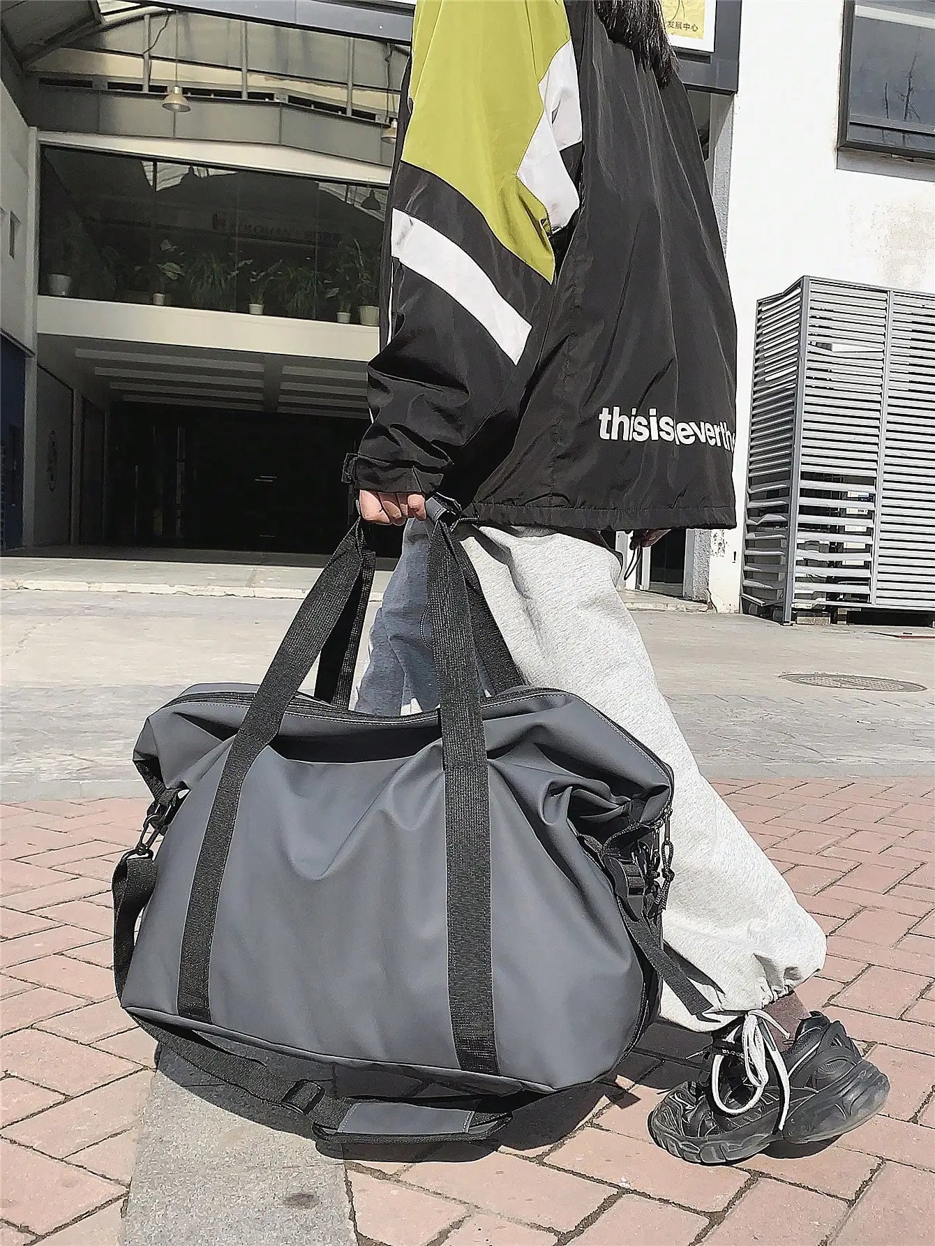 Large Capacity Lightweight Travel Sports Duffle Bag