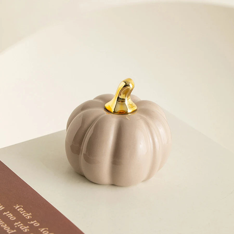 Luxury Nordic Style Ceramic Lovely Funny Vegetable Pumpkin Home Ornament Figurines Arts Crafts Desk Decor Statues Sculpture Prop