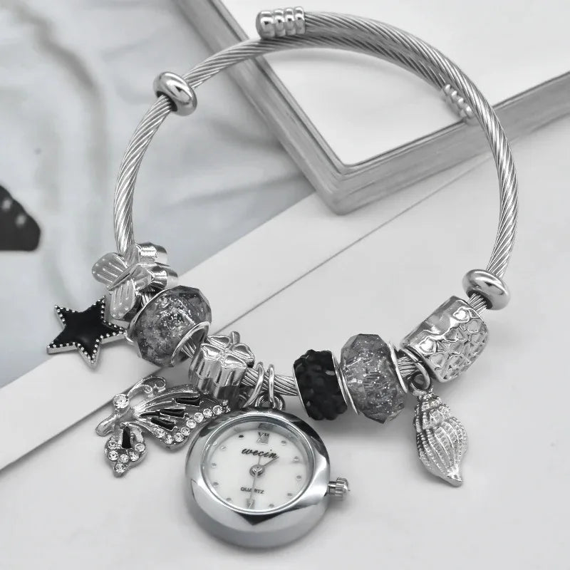 Fashion jewelry Women's Bracelet Watch Love with stylish decor refined round quartz watch silvery casual elegance gifts