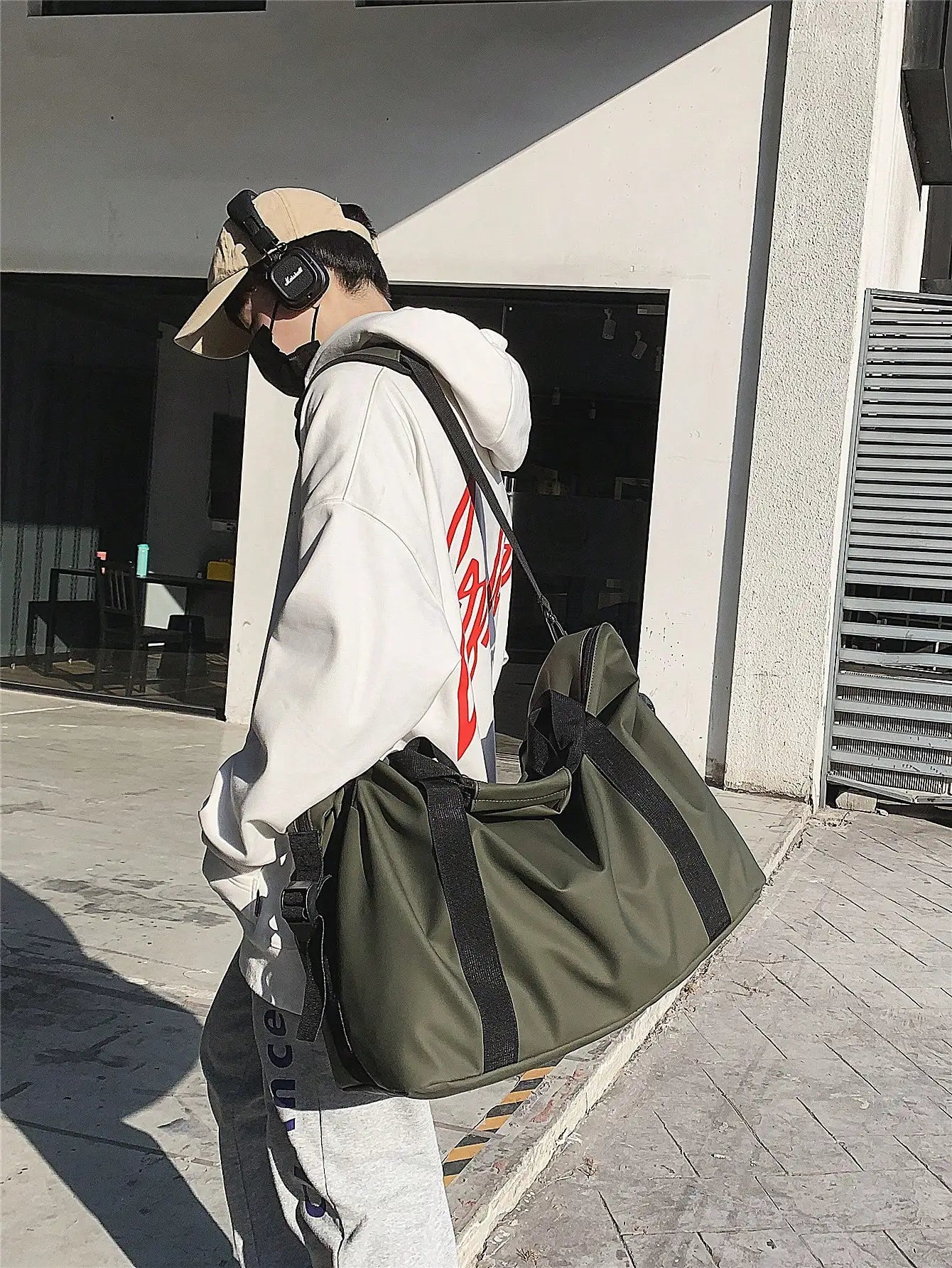 Large Capacity Lightweight Travel Sports Duffle Bag