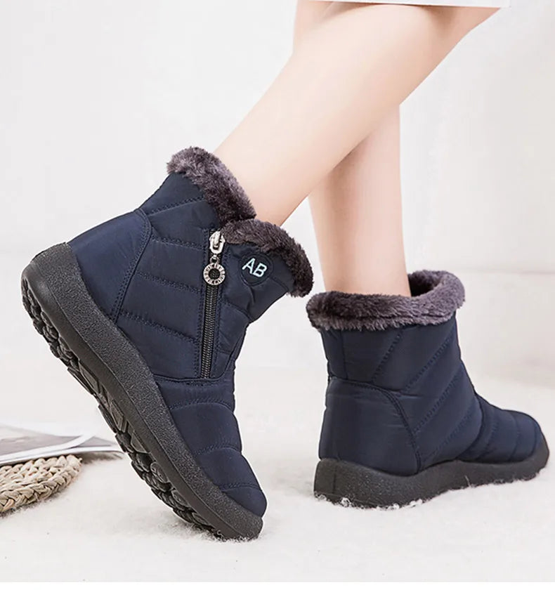 Women’s Waterproof Winter Ankle Boots – Fur-Lined Low Heels