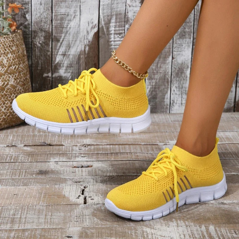 Women’s Breathable Chunky Sole Sneakers – Lace-Up Casual