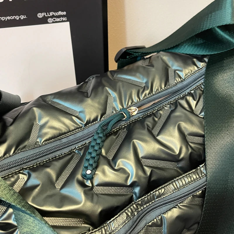 Women’s Large Travel Tote with Wet Dry Compartment