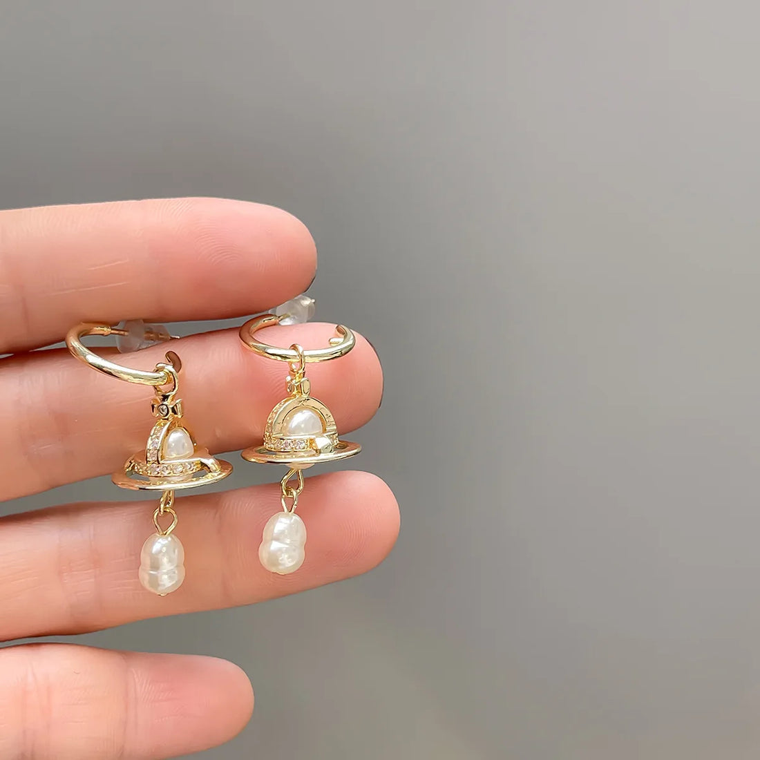 French Luxurious Personality Design Earrings Sweet Cool Style Women's Imitation Pearl Saturn Ear Jewelry High-End Feeling