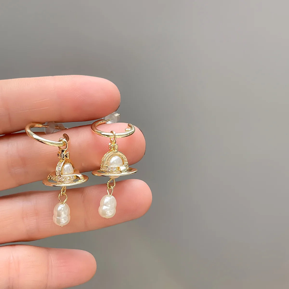 French Luxurious Personality Design Earrings Sweet Cool Style Women's Imitation Pearl Saturn Ear Jewelry High-End Feeling