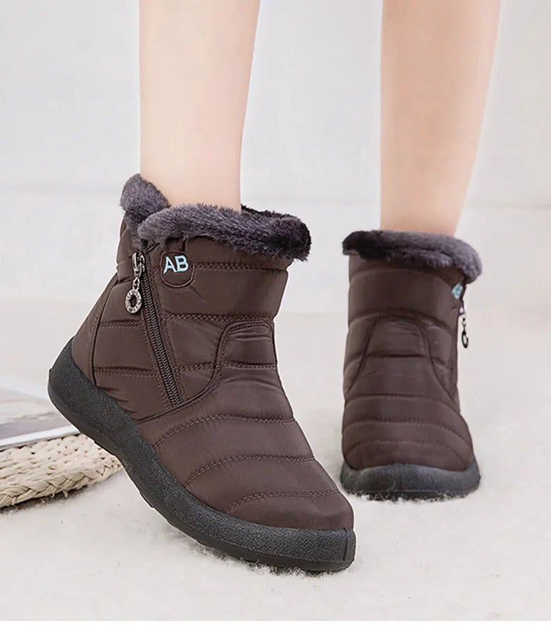Women’s Waterproof Winter Ankle Boots – Fur-Lined Low Heels