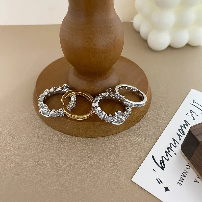 Fashionable Luxury Detachable Zircon Ring for Women High End Unique Style Two-Way Wearable Off-White Queen Design Jewelry