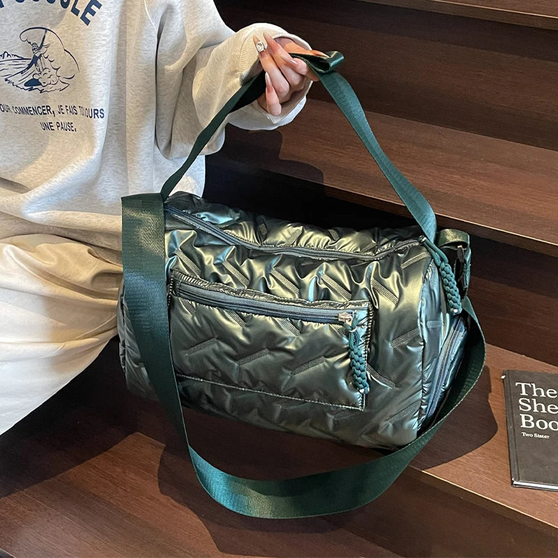 Women’s Large Travel Tote with Wet Dry Compartment