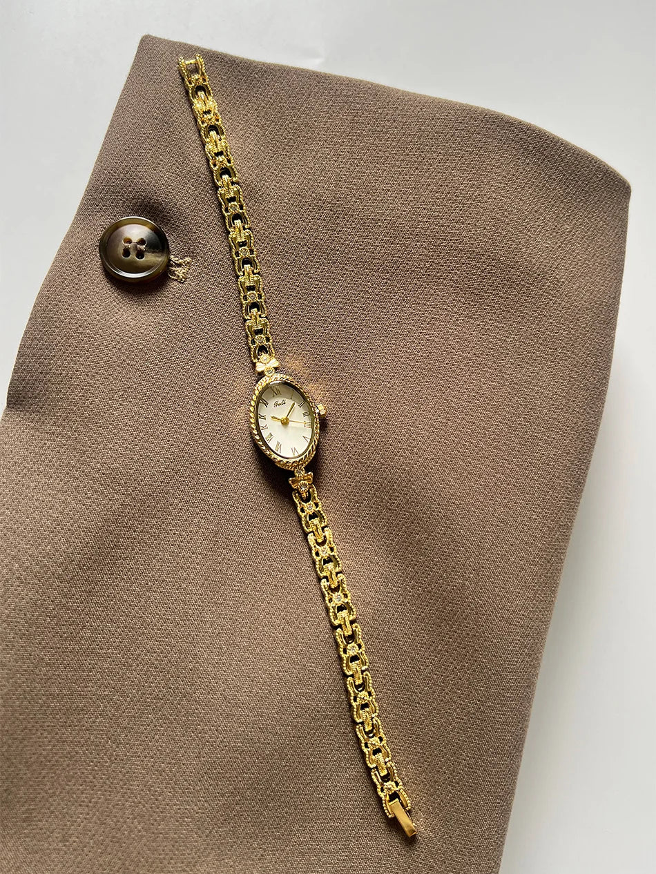 2025 NEW Vintage Silver Women's Watches GEDI Roman Numeral Display Oval Dial Woman's Quartz Wristwatch Clock Gift Accessories