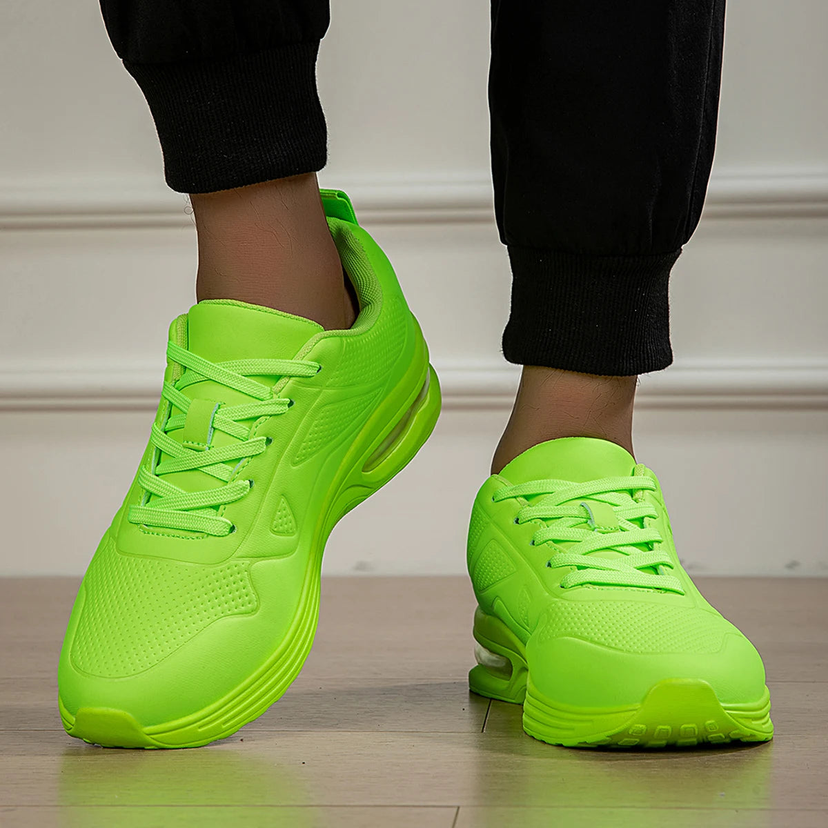 Men’s Lightweight Anti-Slip Walking Shoes – Breathable Lace-Up